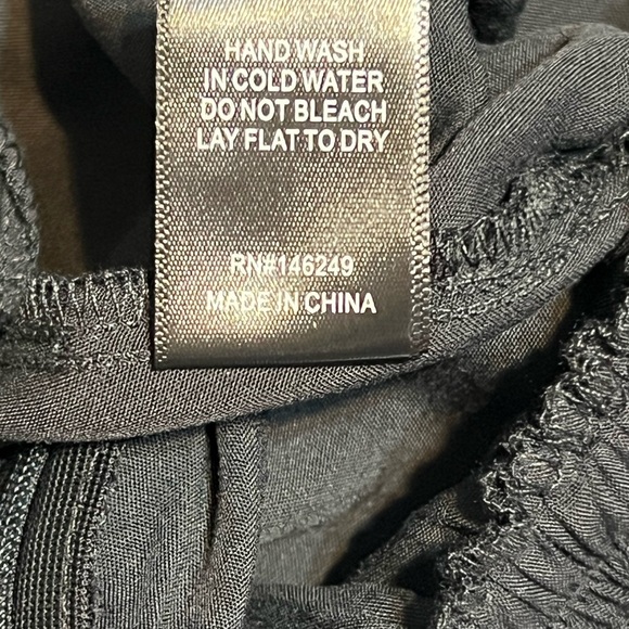 Aakaa Open Back Pleated Halter Neck Wide Leg Plazzo Jumpsuit w/Waist Tie Small - Picture 7 of 11